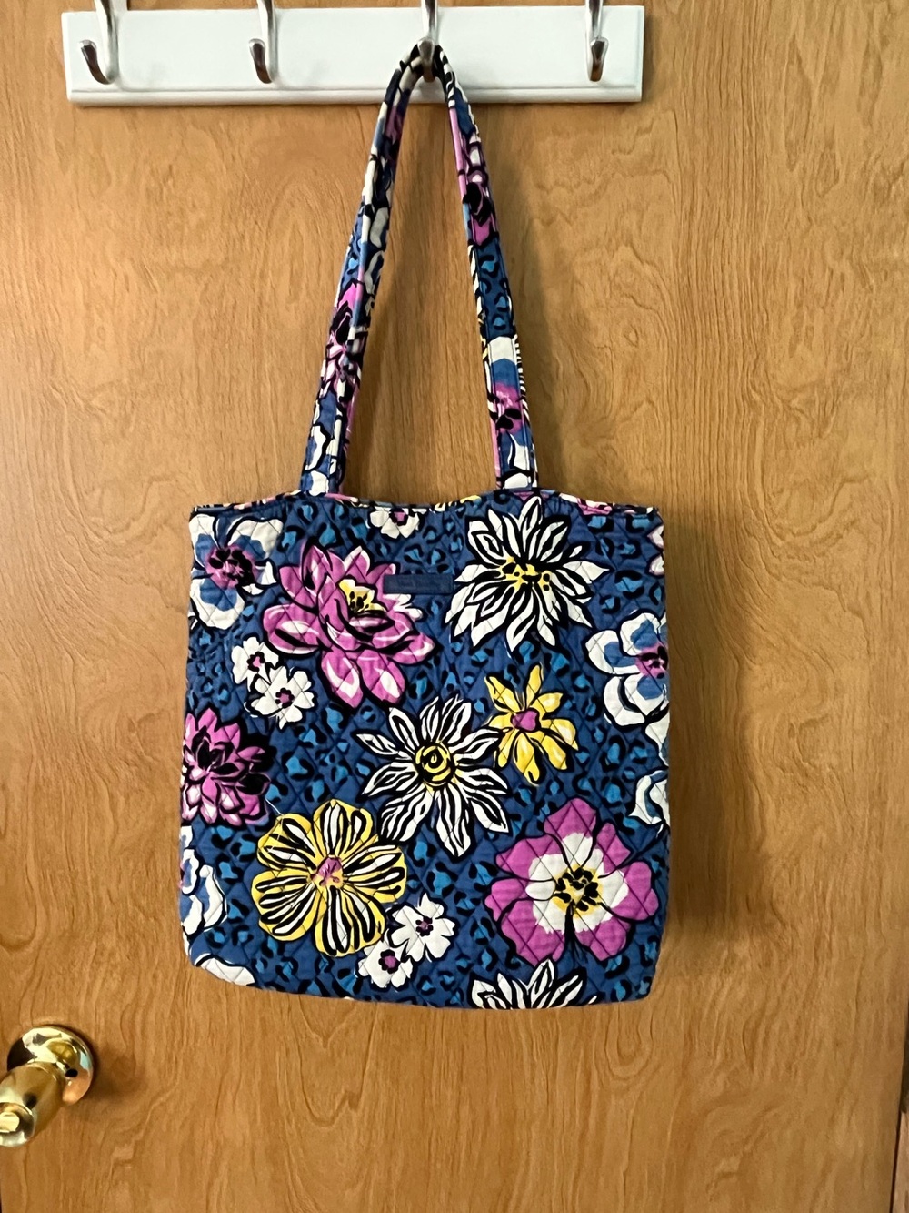 Vera Bradley Quilted Tote Bag African Violet Pattern / Retired / 3 Pockets EUC
